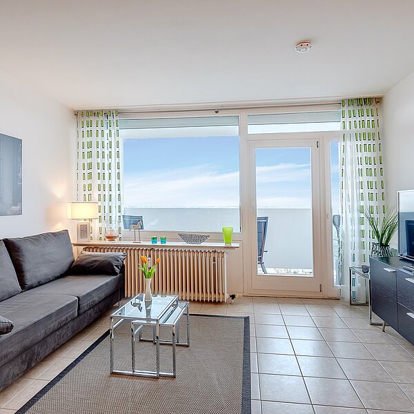 Moosach: Sonniges 1-Zi. Apartment mit Fernblick