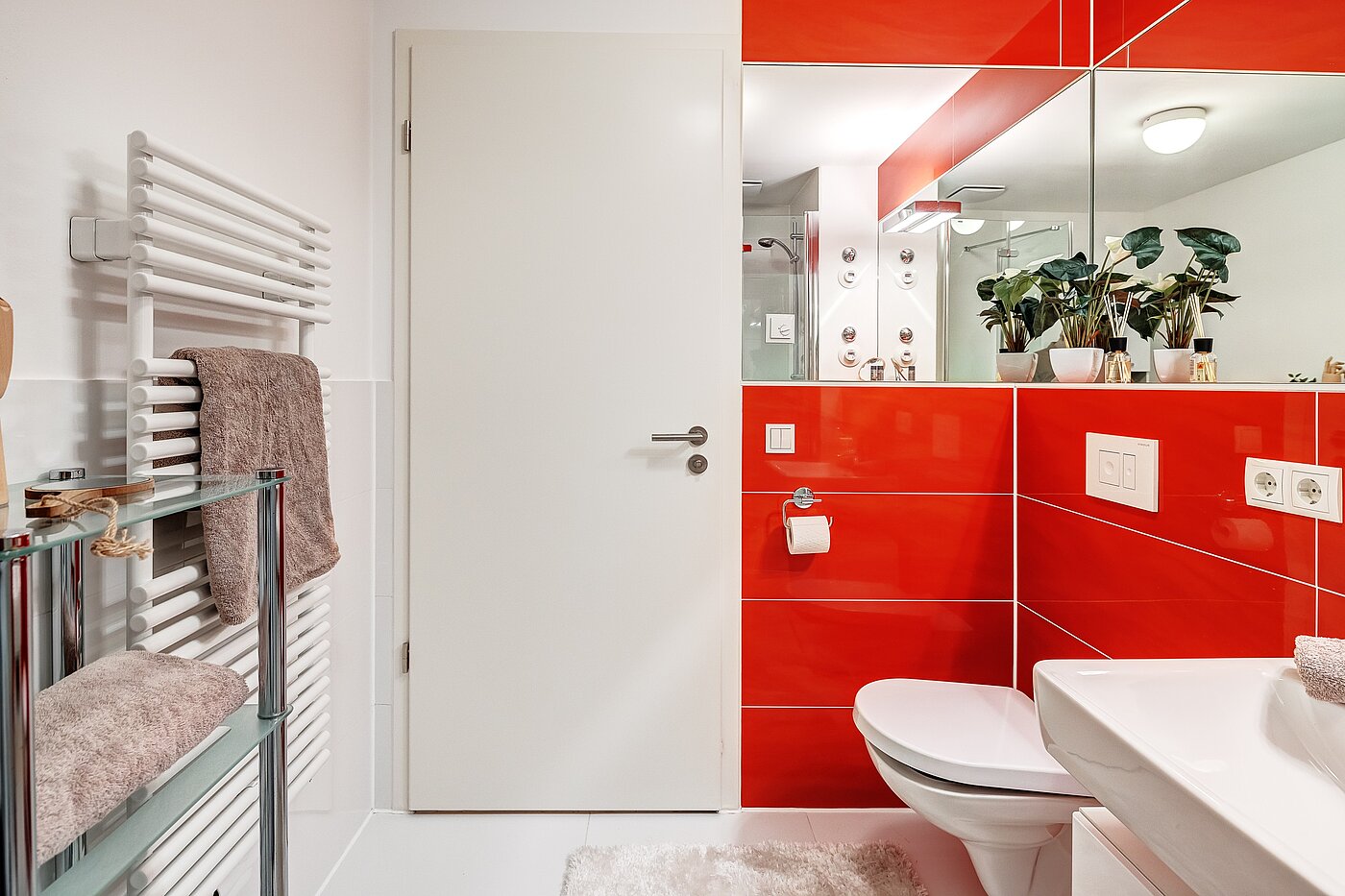 Erdgeschosswohnung mit 2 Zimmern | München-Riem | 2201ML1 | Stylisches Bad mit Handtuchheizkörper,...