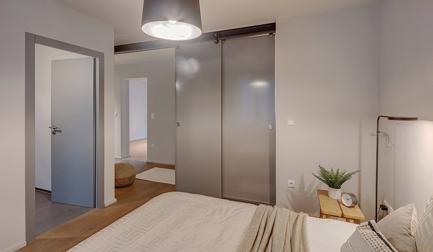 Hochparterre mit 2 Zimmern | München-Lehel | 2012ML1 | ...mit Schiebetür...