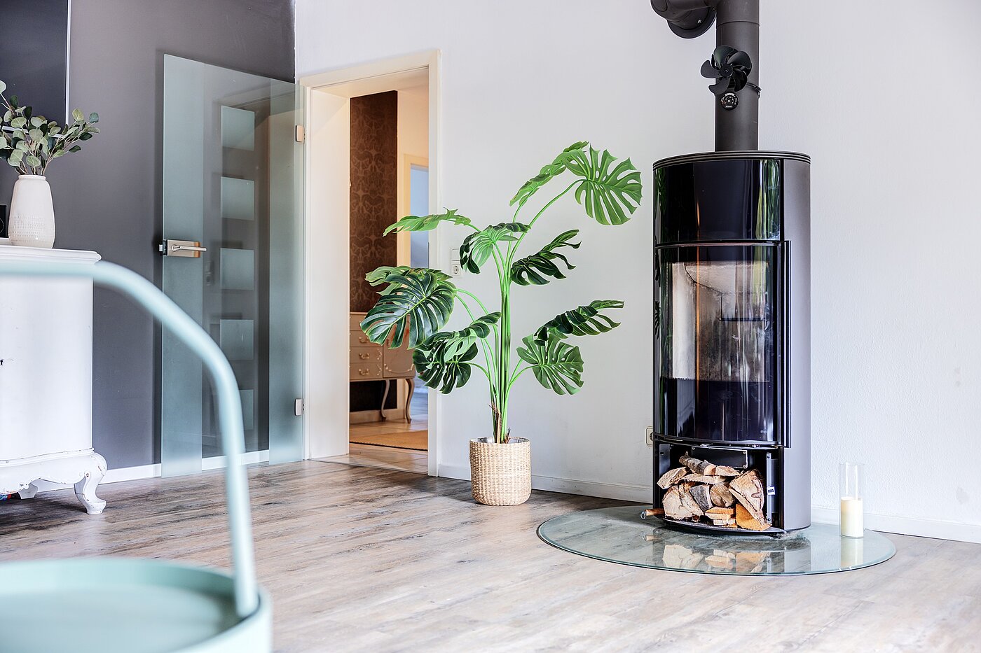 Dachgeschosswohnung mit 3 Zimmern | Karlsfeld | 70217 | ...mit Schwedenofen...