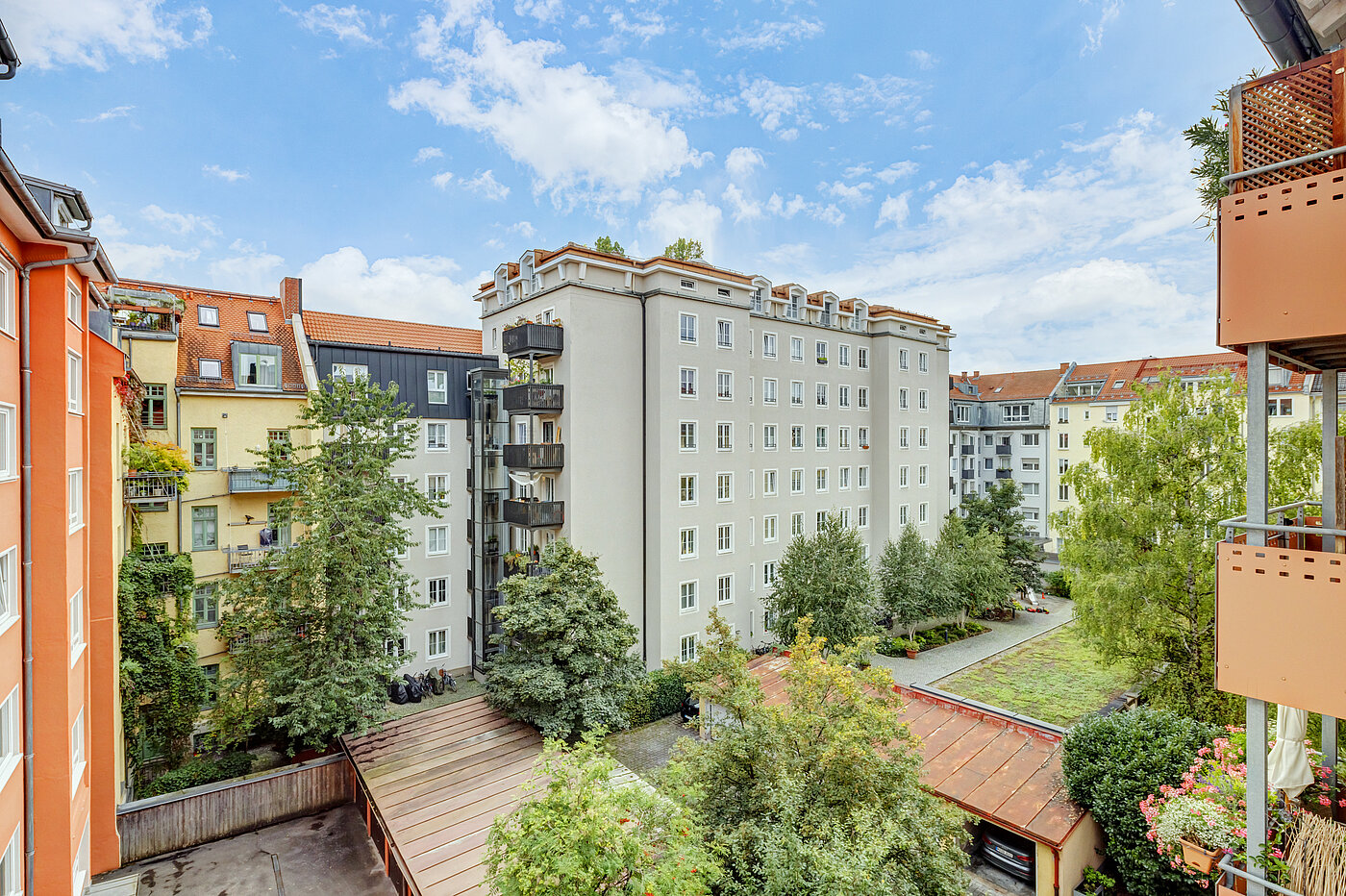 Etagenwohnung mit 3 Zimmern | München-Schwabing | 70292 | ...Aussicht