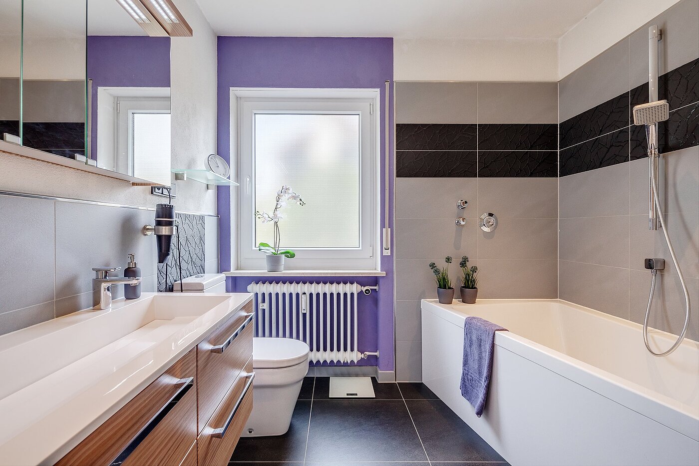 Etagenwohnung mit 3 Zimmern | Karlsfeld | 1904ML1 | Modernes, neuwertiges...