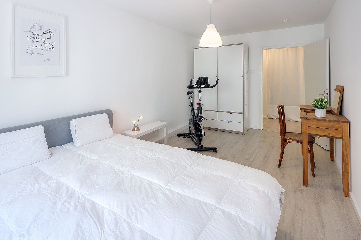 Etagenwohnung mit 2 Zimmern | München-Sendling | 70414 | Kleiderschrank