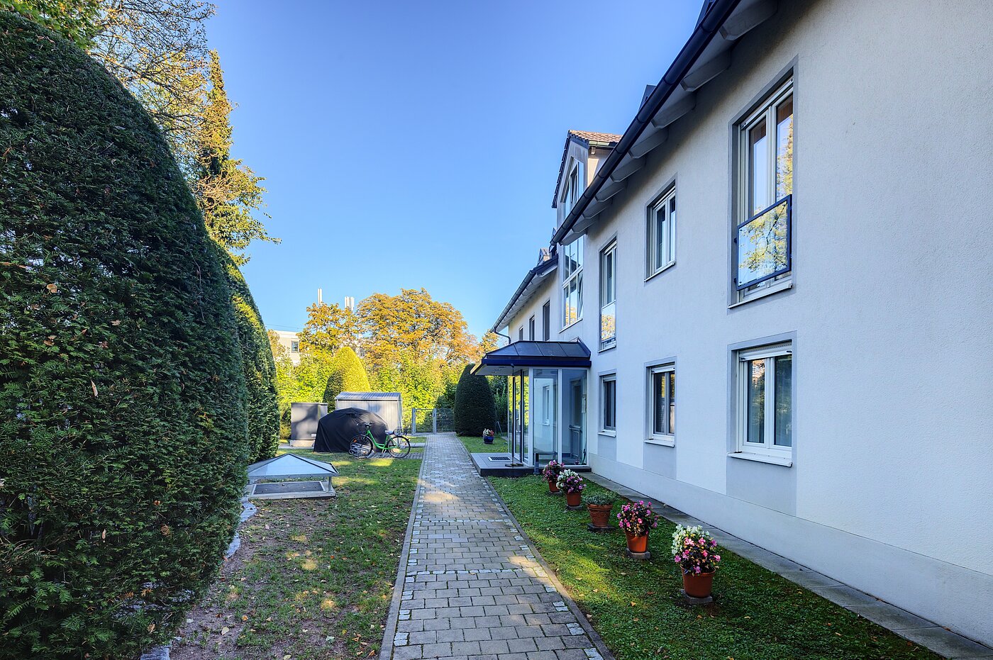 Dachgeschosswohnung mit 3 Zimmern | 70501 | Eingangsbereich