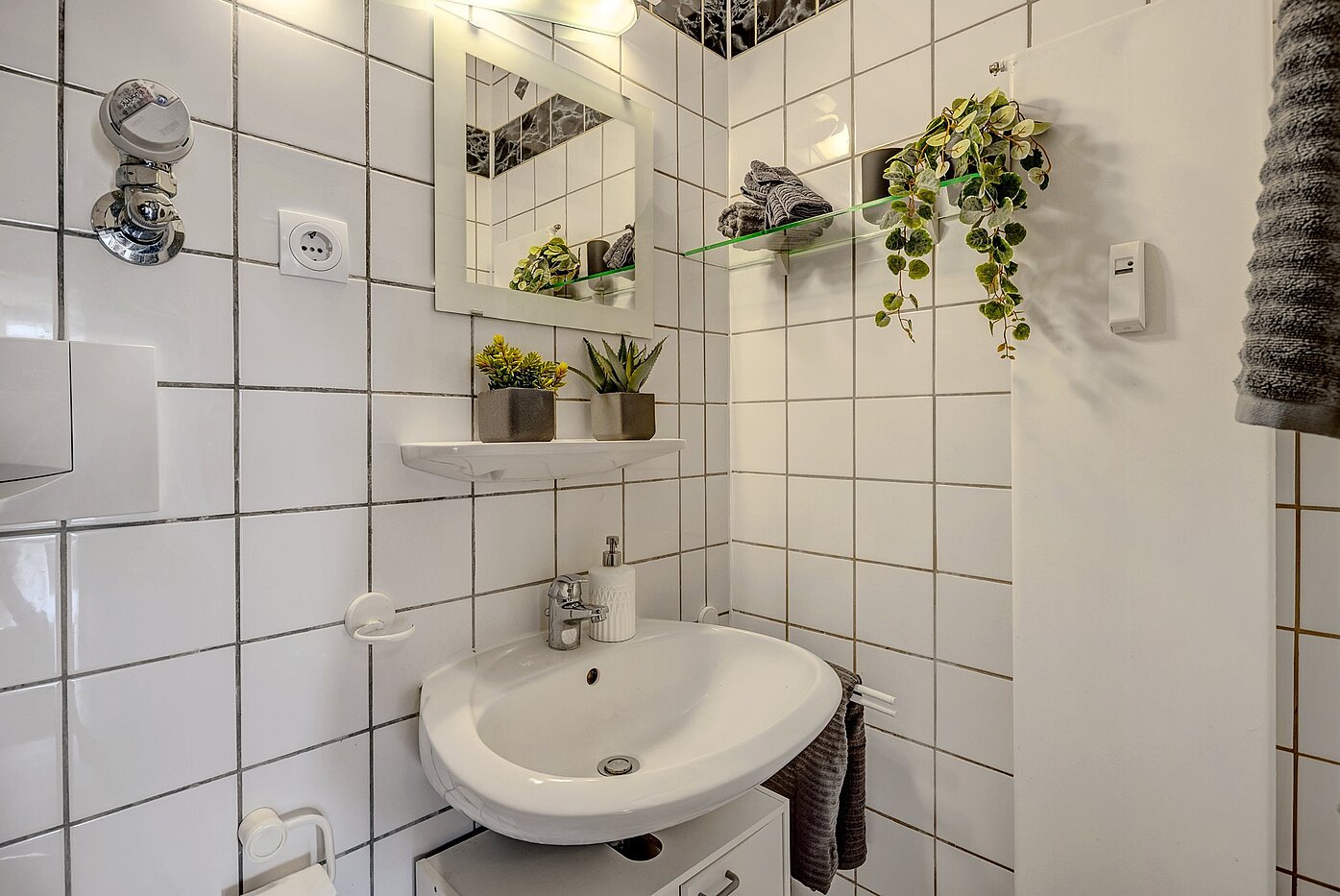 Etagenwohnung mit 1 Zimmer | München-Schwabing | 2109ML1 | ...Badezimmer mit ...