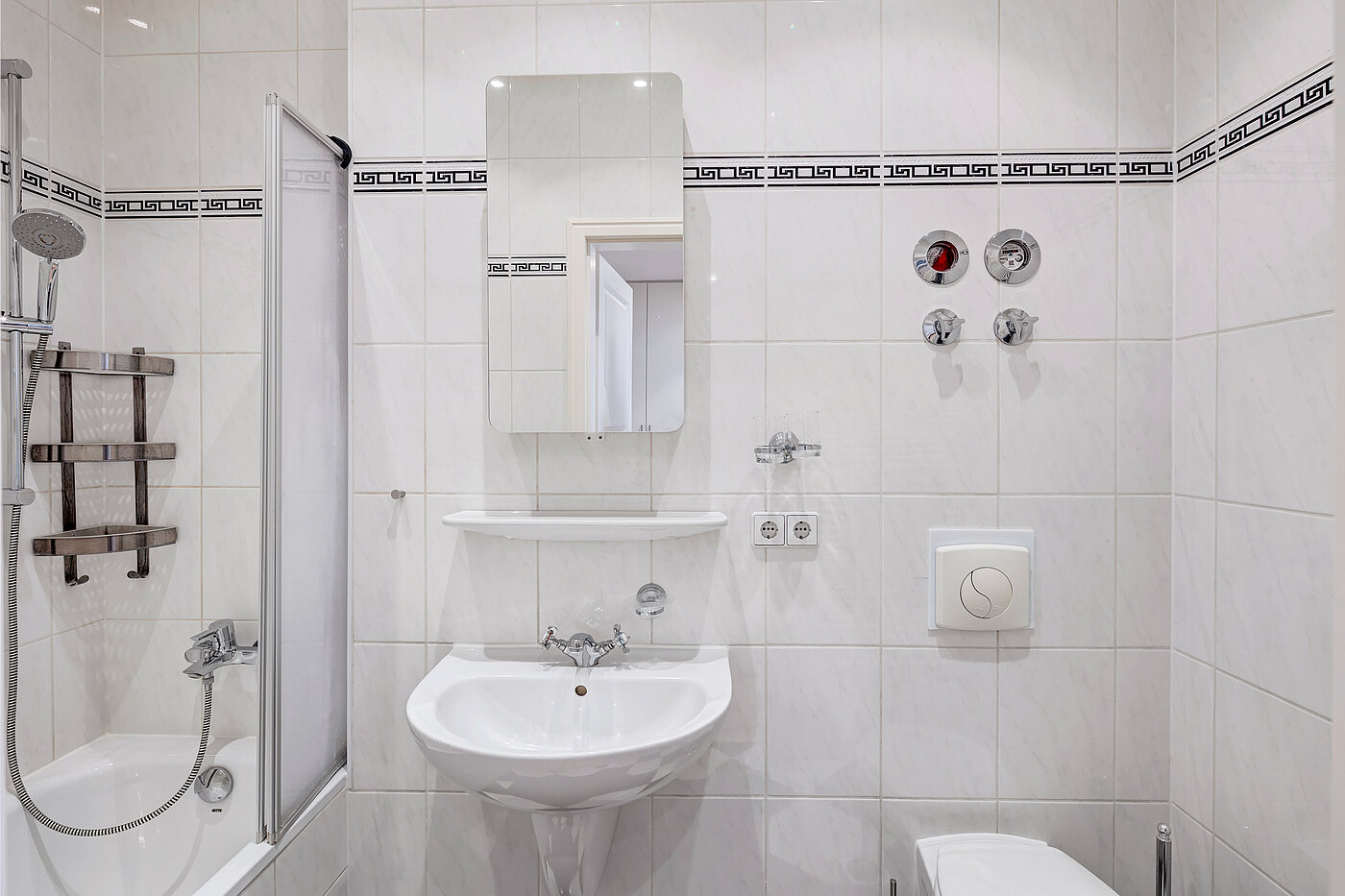 Etagenwohnung mit 1 Zimmer | München-Ludwigsvorstadt | 70388 | Badezimmer