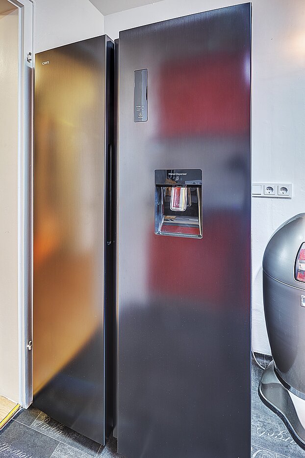Etagenwohnung mit 2 Zimmern | München-Perlach | 70300 | ... Side-by-Side Kühlschrank