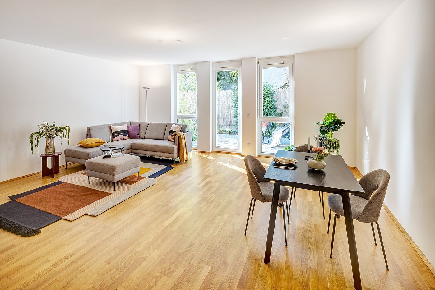 Etagenwohnung mit 2 Zimmern | München-Thalkirchen | 70493 | Hell und gemütlich