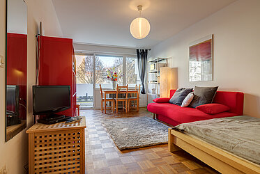 Neuhausen: 1-Zimmer Apartment in zentraler Lage