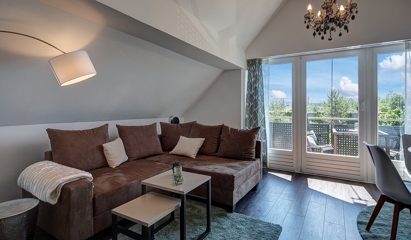 Dachgeschosswohnung mit 3 Zimmern | München-Hasenbergl | 1803ML5