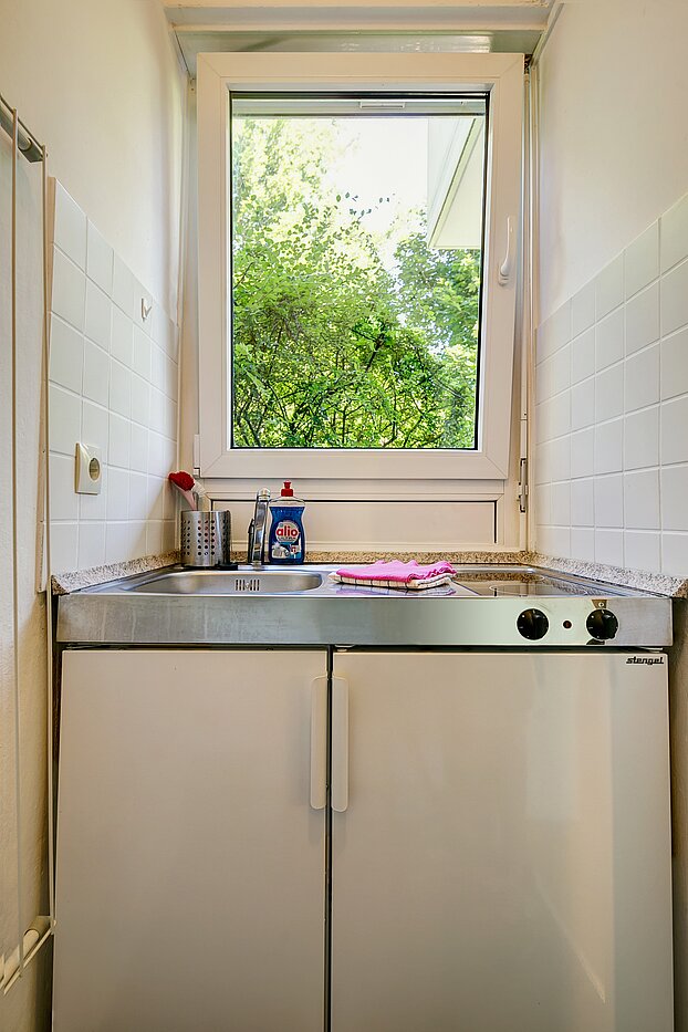 Apartment mit 1 Zimmer | München-Schwabing | 70257 | Küche mit Fenster...