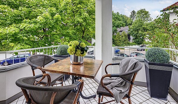 Etagenwohnung mit 3 Zimmern | München-Harlaching | 2108ML3 | ...zum Balkon