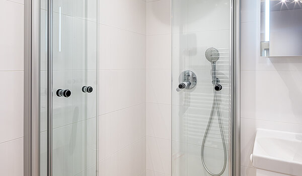 Etagenwohnung mit 1 Zimmer | München-Milbertshofen | 704371 | ...mit Dusche