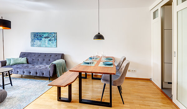 Etagenwohnung mit 2 Zimmern | Haar | 70426 | ...und Essbereich