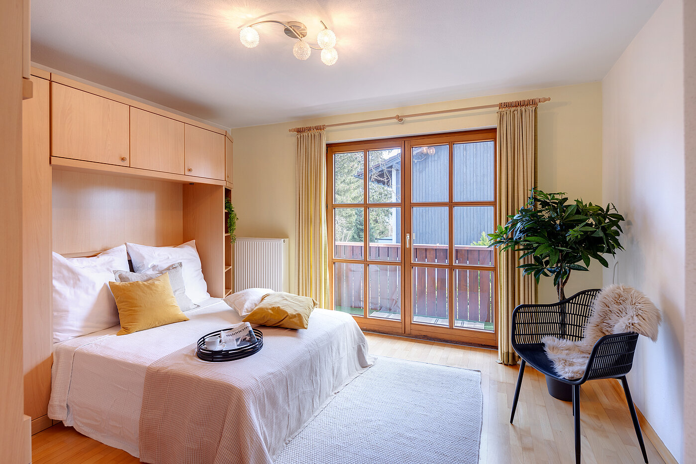 Etagenwohnung mit 2 Zimmern | München-Trudering | 70178 | Schlafzimmer mit...