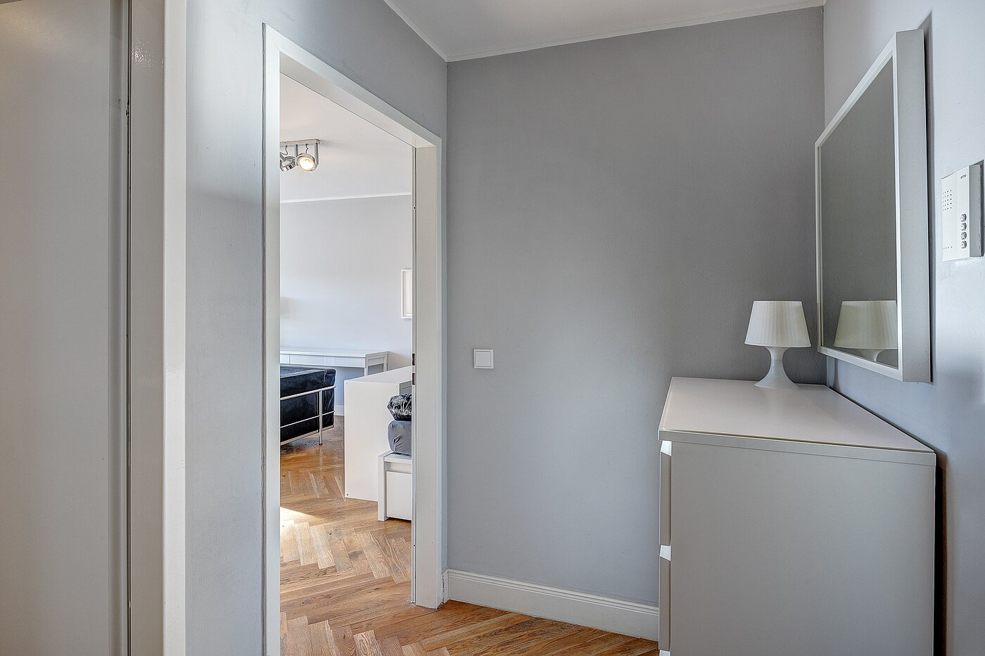 Etagenwohnung mit 1 Zimmer | Rosenheim | 2109ML8 | Ansprechende Diele