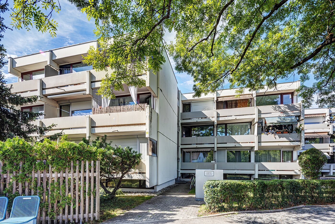 Apartment mit 2 Zimmern | München-Feldmoching | 70466 | Ansicht von der Straße aus