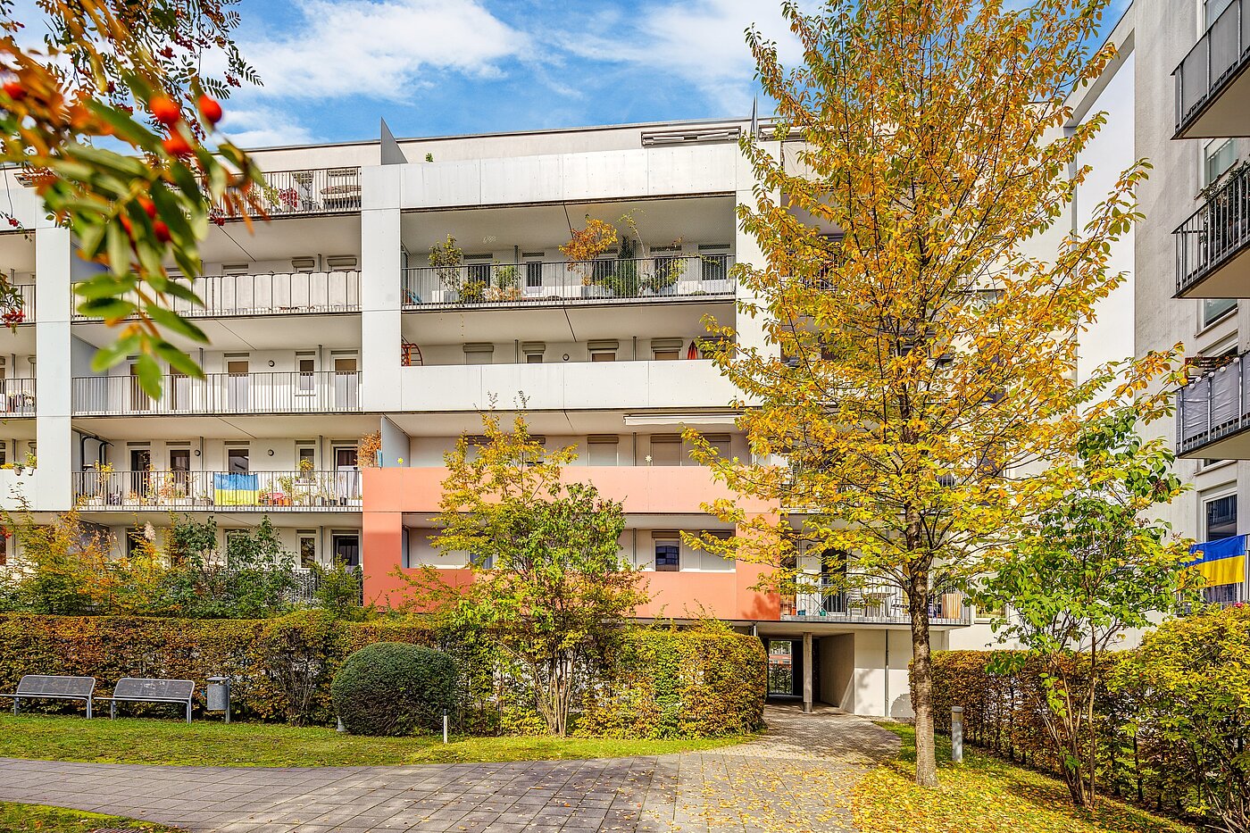 Etagenwohnung mit 2.5 Zimmern | München-Schwanthalerhöhe | 2210ML2 | Innenhof Ansicht