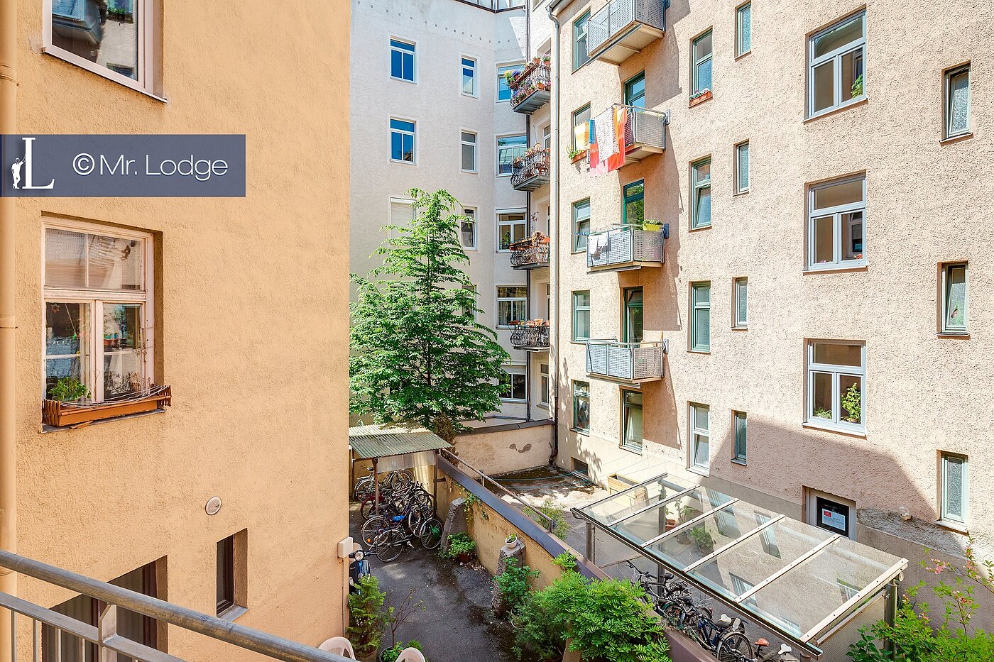Etagenwohnung mit 3.5 Zimmern | München-Haidhausen | 1803ML1 | Typischer Innenhof