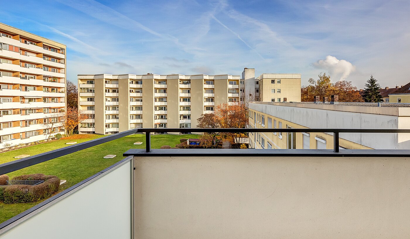 Etagenwohnung mit 2 Zimmern | München-Freimann | 70158 | Aussicht vom Balkon