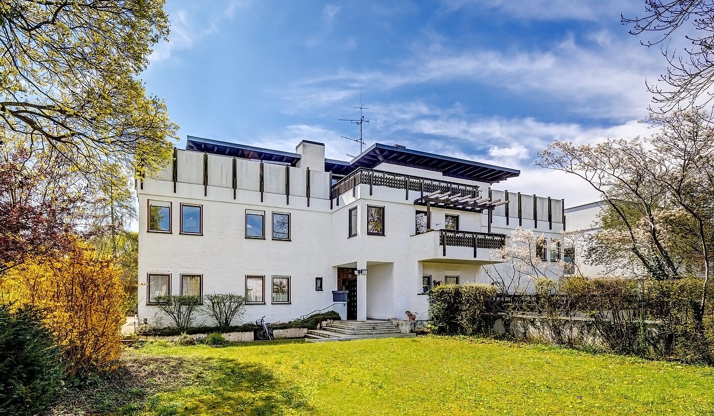 Etagenwohnung mit 2.5 Zimmern | München-Obermenzing | 700191 | Ansicht Rückseite