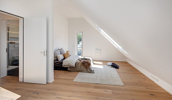 Maisonettewohnung mit 4 Zimmern | München-Obermenzing | 701553 | Großzügiges Schlafzimmer...