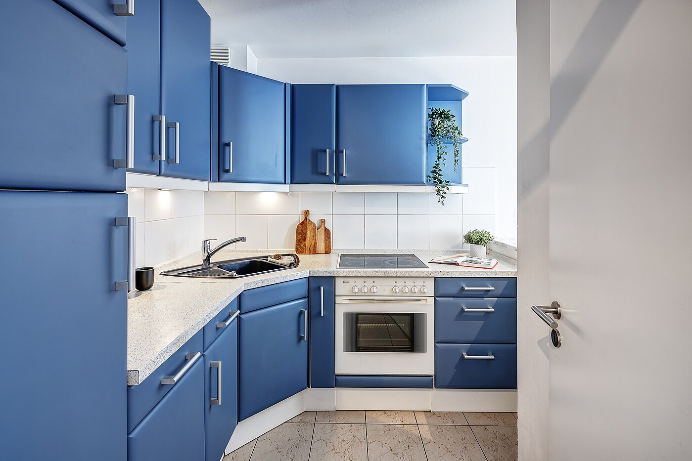 Etagenwohnung mit 3 Zimmern | München-Schwabing | 2202ML12 | Die Küche, ein Blickfang...