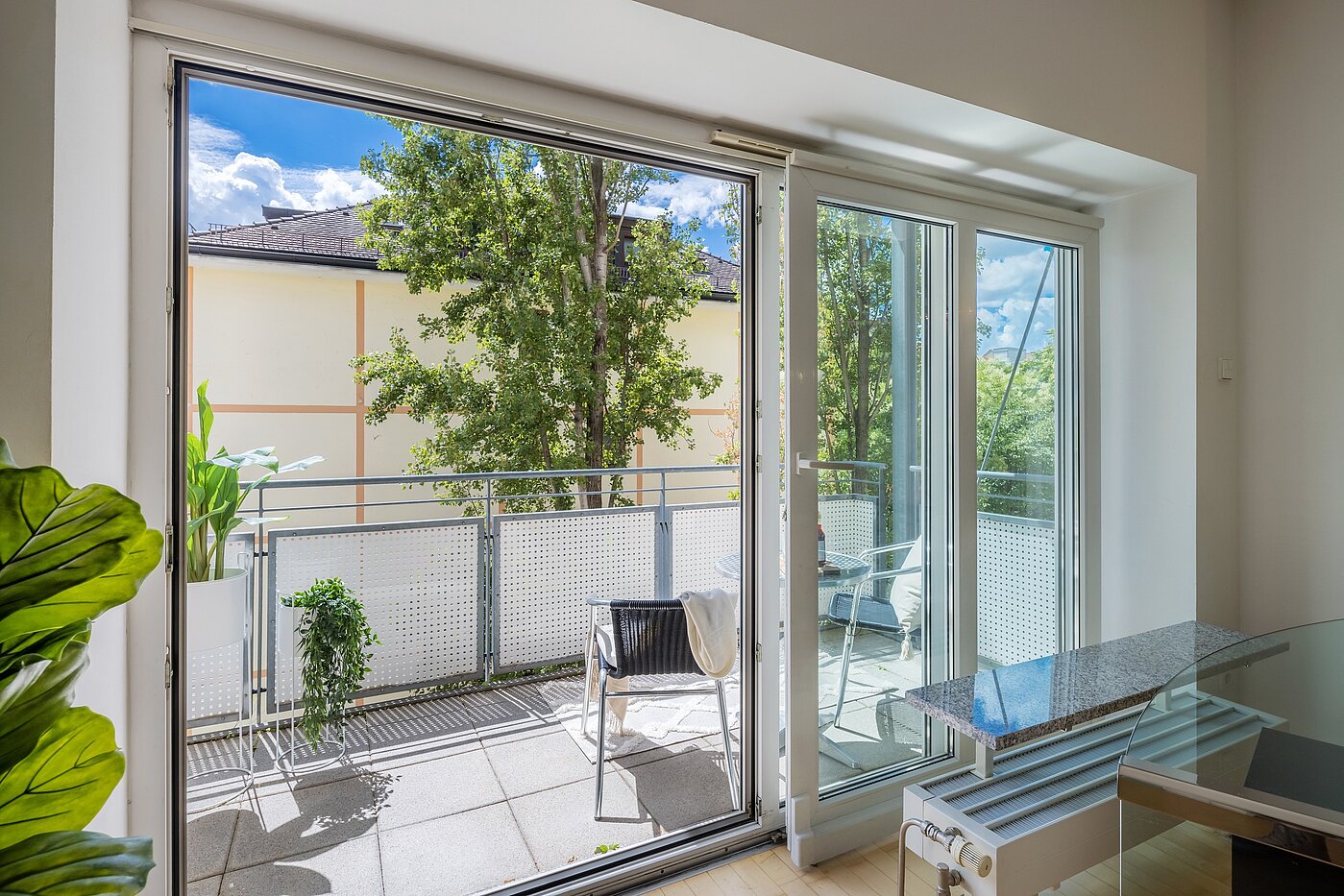 Etagenwohnung mit 1 Zimmer | München-Maxvorstadt | 2206ML5 | ...und großem Südwest-Balkon
