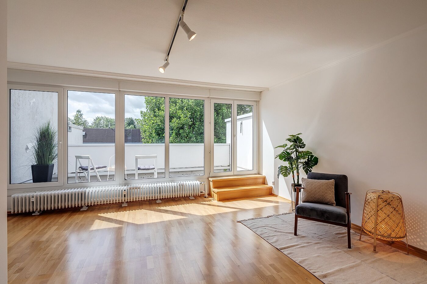 Etagenwohnung mit 5.5 Zimmern | Weßling | 1907ML4 | Studio mit Dachterrasse und...