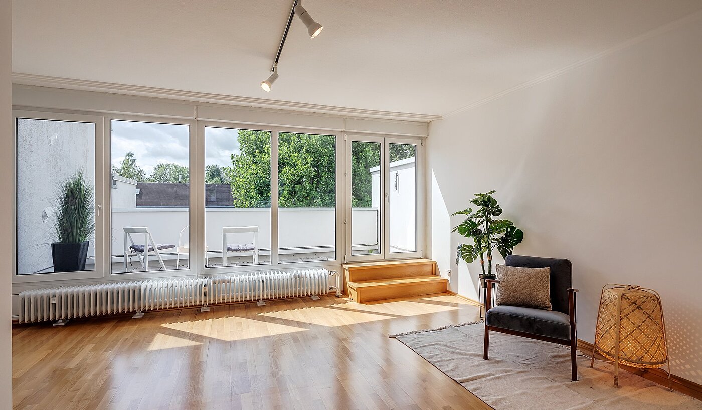 Etagenwohnung mit 5.5 Zimmern | Weßling | 1907ML4 | Studio mit Dachterrasse und...