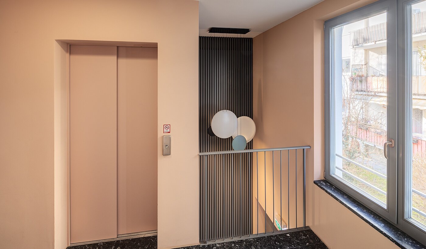 Etagenwohnung mit 2 Zimmern | München-Schwabing | 70195 | Preisgekröntes...