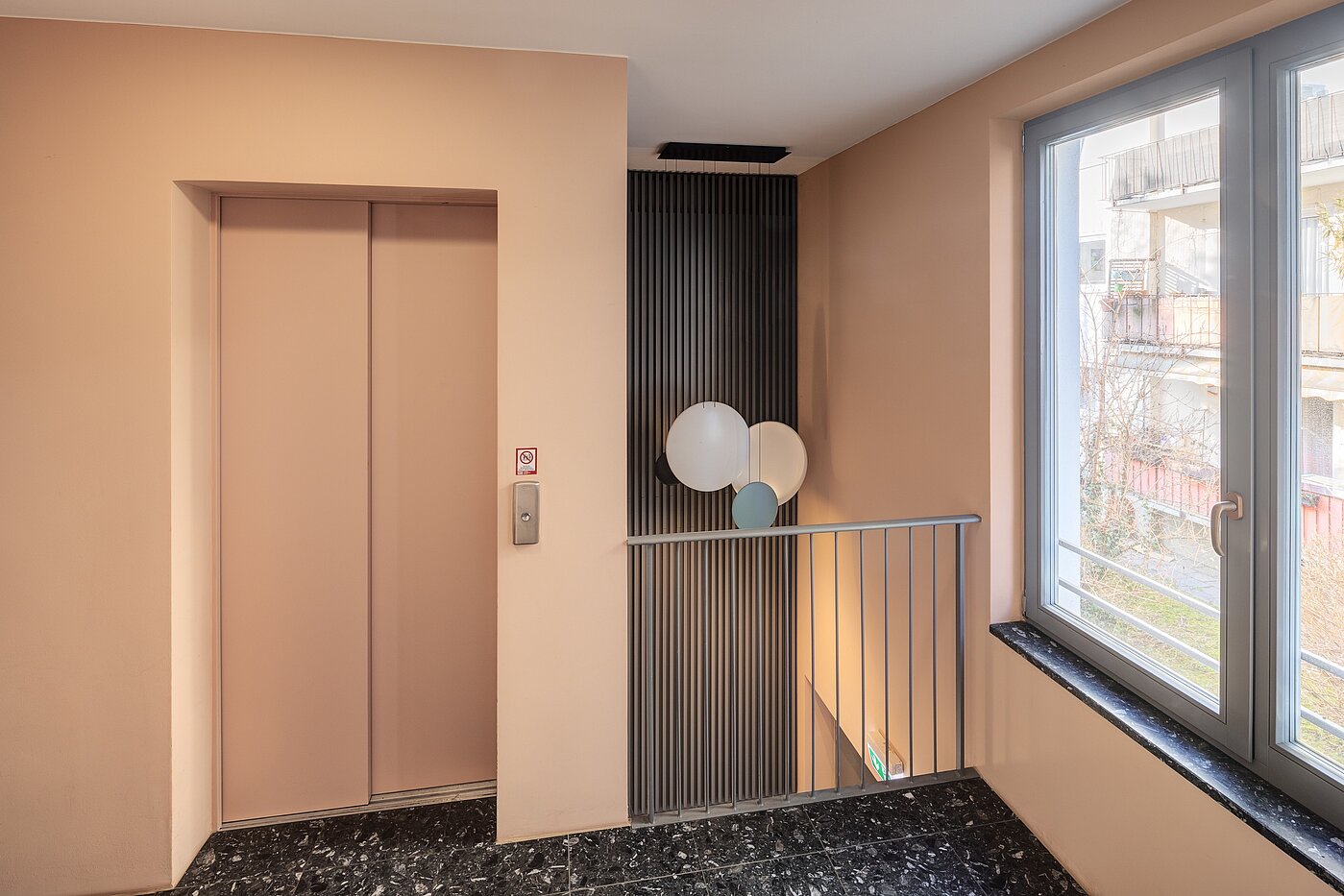 Etagenwohnung mit 2 Zimmern | München-Schwabing | 70195 | Preisgekröntes...