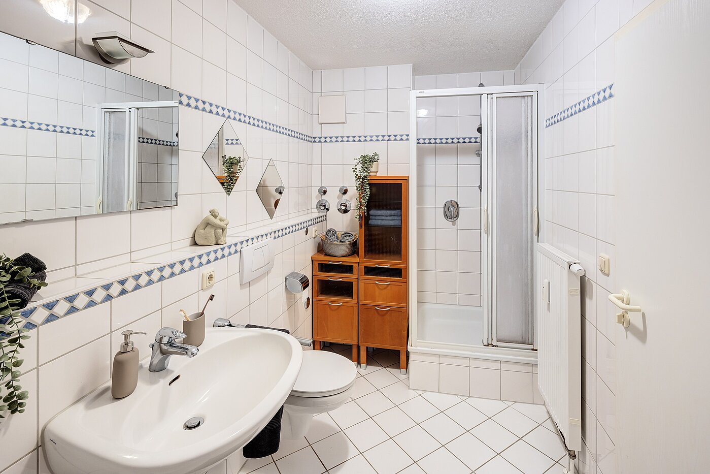 Maisonettewohnung mit 3.5 Zimmern | München-Trudering | 70238 | ...und Dusche