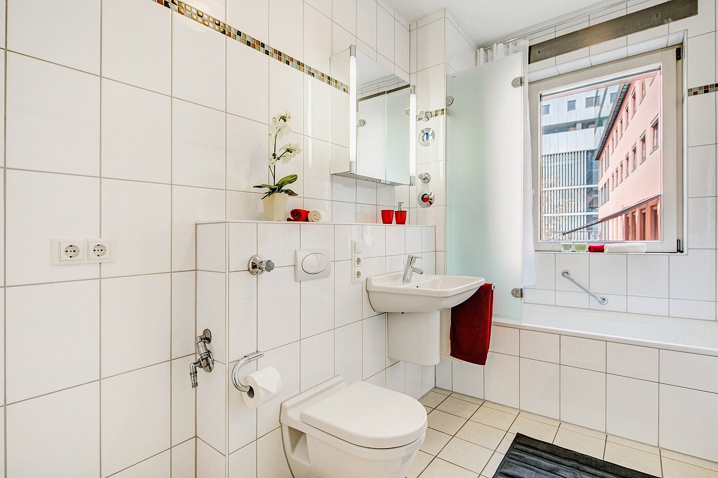 Etagenwohnung mit 1.5 Zimmern | München-Schwabing | 70392 | Badezimmer