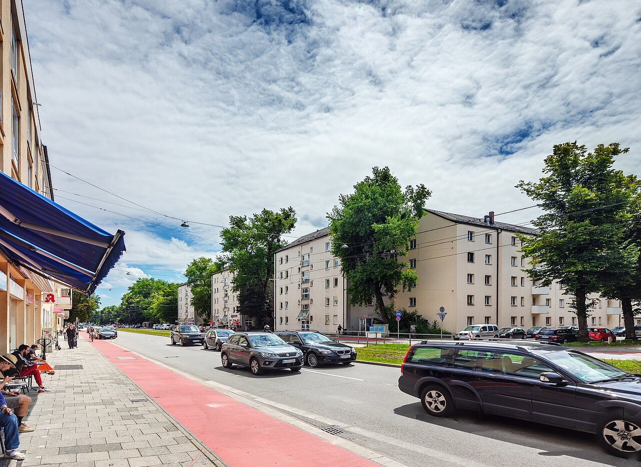 Etagenwohnung mit 1 Zimmer | München-Berg am Laim | 2209ML2 | Straßenansicht