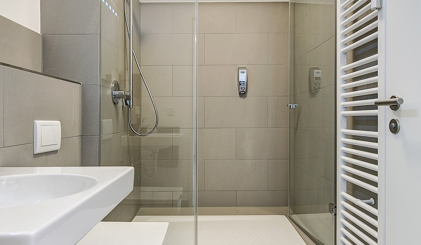 Etagenwohnung mit 1 Zimmer | München-Ramersdorf | 2207ML51 | ...mit Dusche