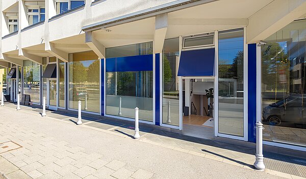 Büro | München-Maxvorstadt | 70498 | Eingang mit Schaufenster