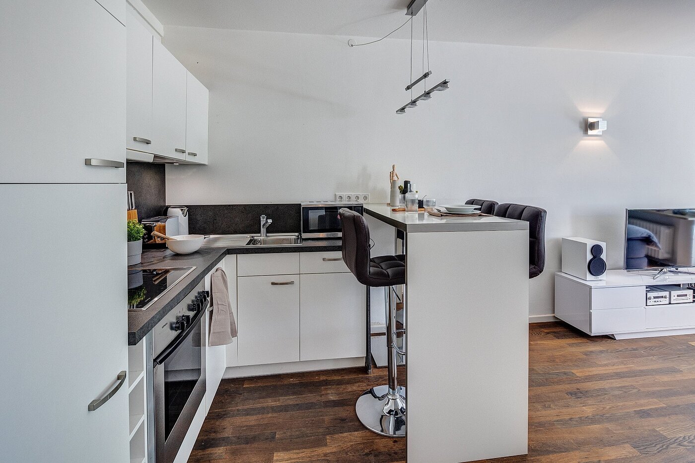 Etagenwohnung mit 1 Zimmer | München-Freimann | 2105ML4 | Offene Küche mit Theke