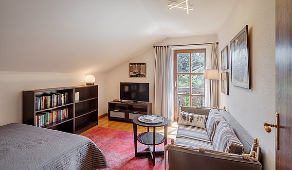 Einfamilienhaus mit 4 Zimmern | Neubiberg | 70429 | ...