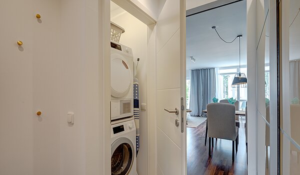 Etagenwohnung mit 2 Zimmern | München-Schwabing | 70434 | ...Hauswirtschaftsraum