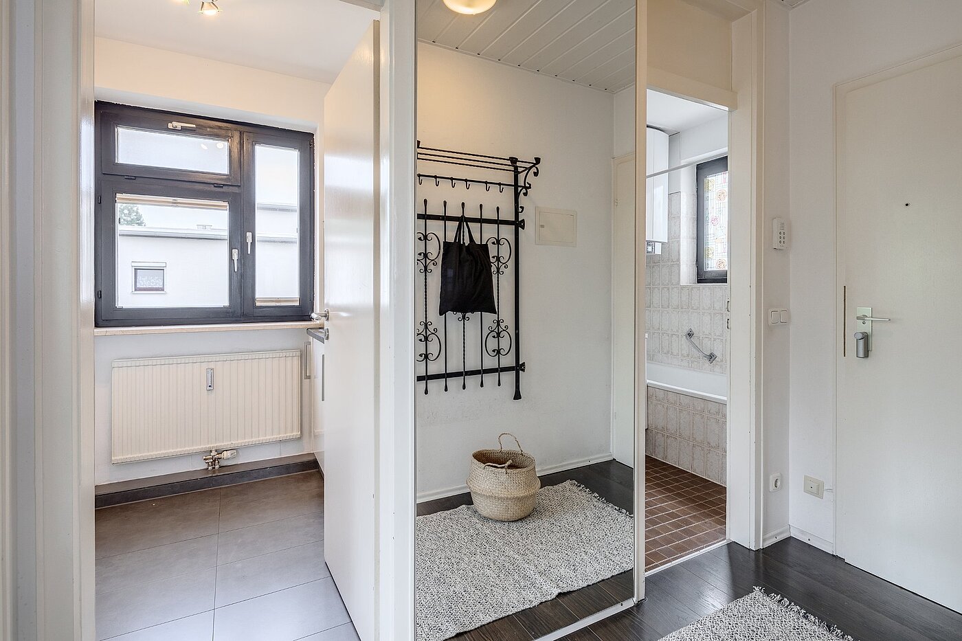 Etagenwohnung mit 2 Zimmern | Karlsfeld | 1906ML2 | ... Zugang zu allen Räumen