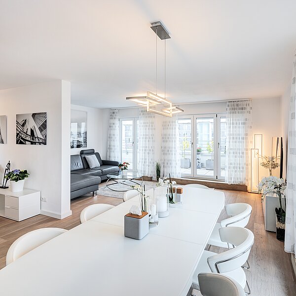 Riem: Schöne Aussichten - Traumhafte 3-Zimmer Dachterrassen-Wohnung - frei