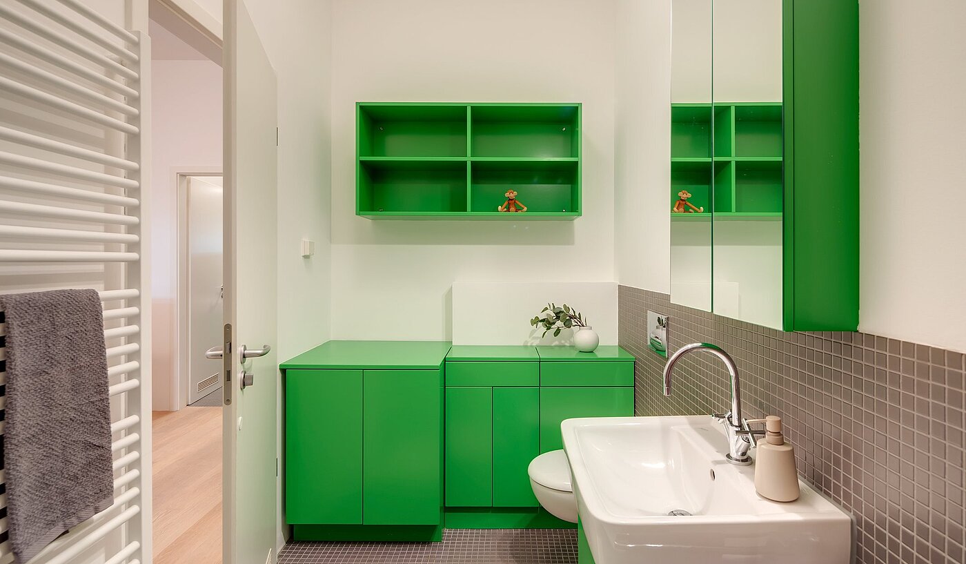 Hochparterre mit 3 Zimmern | München-Sendling | 2009ML8 | Modernes Wannenbad...