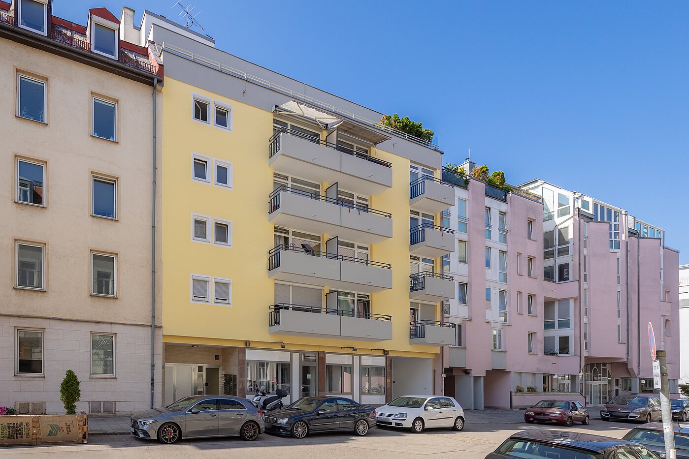 Erdgeschosswohnung mit 4 Zimmern | München-Neuhausen | 70471 | Außenansicht