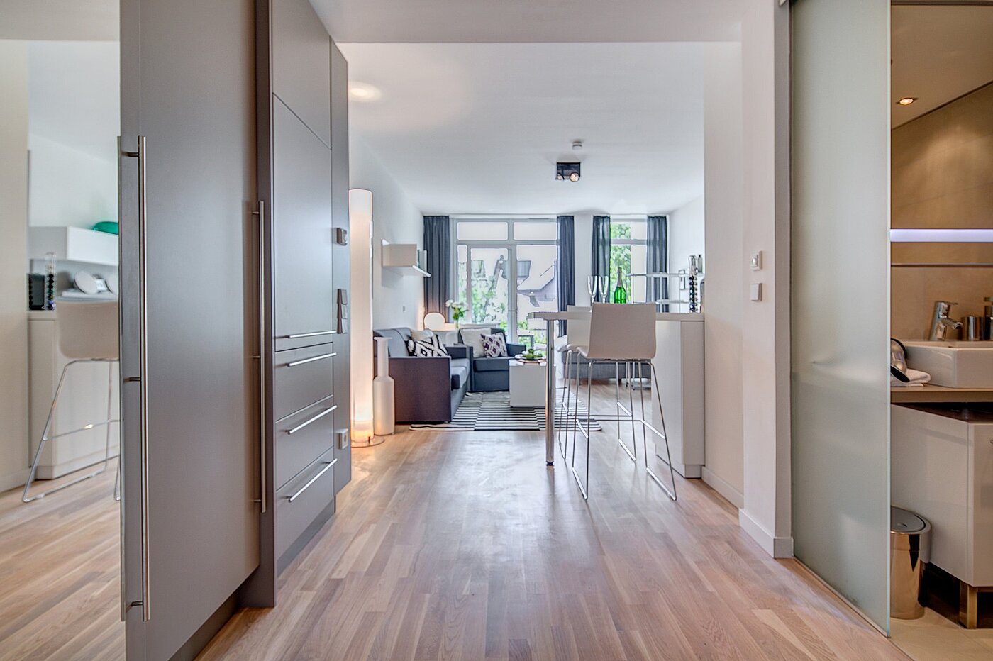 Etagenwohnung mit 1 Zimmer | München-Bogenhausen | 1807ML5 | Ansprechender Eingangsbereich