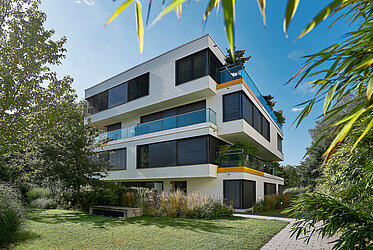 Thalkirchen: Modern Living an der Isar – Design-Gartenwohnung in exklusiver Lage