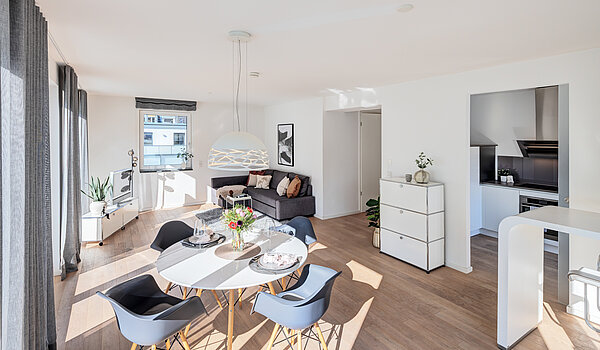 Penthouse mit 2 Zimmern | München-Bogenhausen | 70385 | Großzügiger...