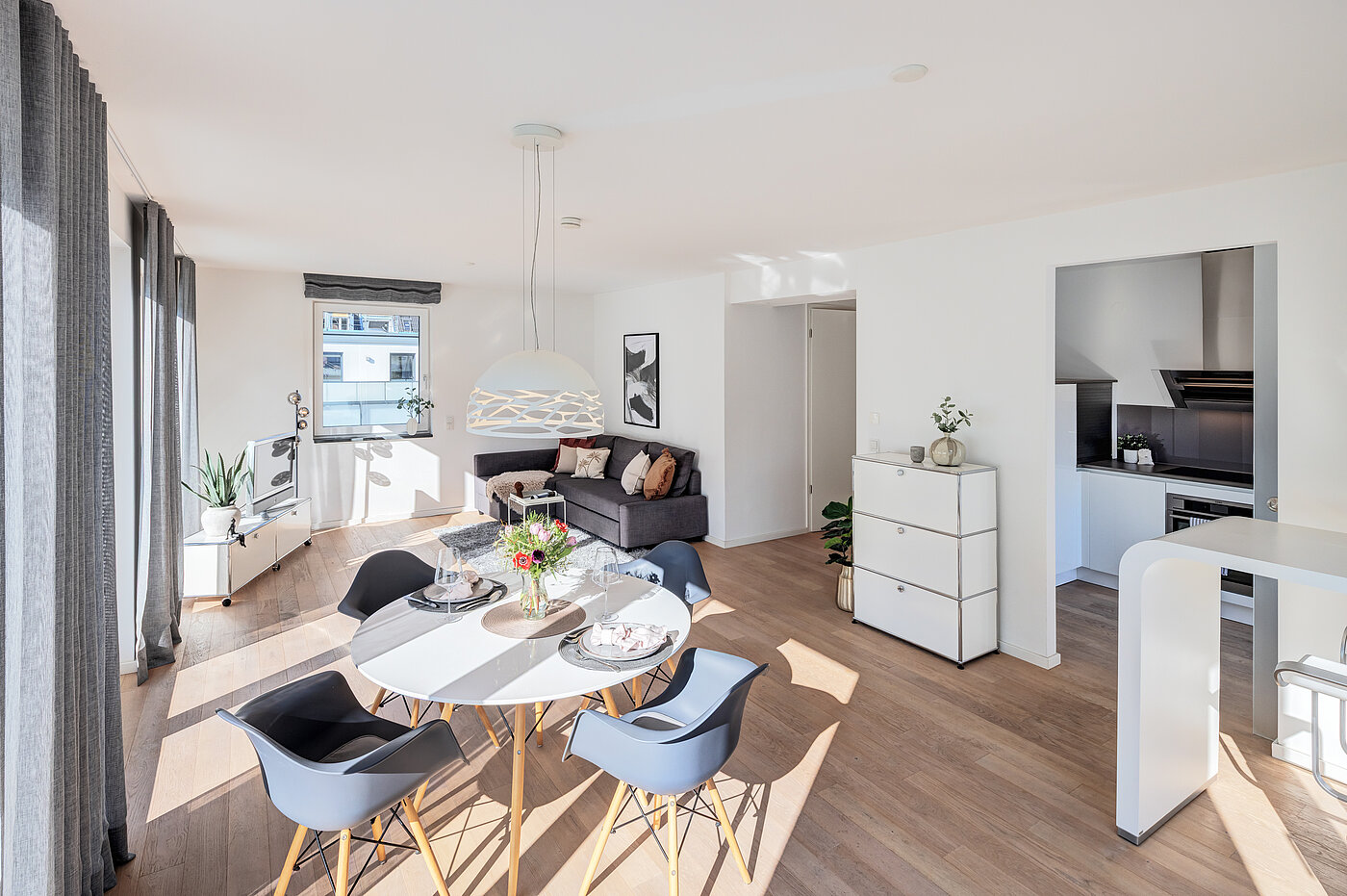 Penthouse mit 2 Zimmern | München-Bogenhausen | 70385 | Großzügiger...