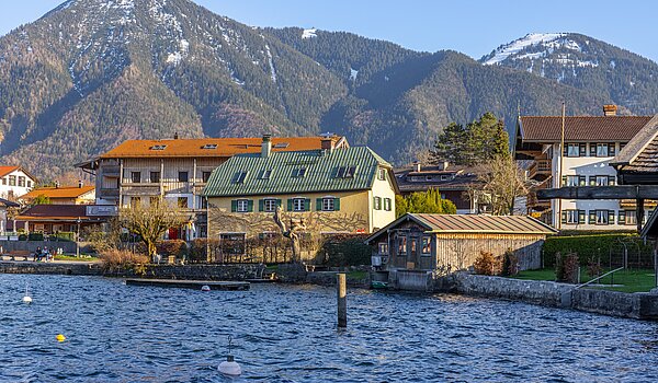 Mehrfamilienhaus mit 11 Zimmern | Rottach-Egern | 70215 | auf das Haus