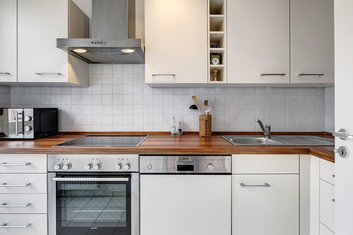 Etagenwohnung mit 2 Zimmern | Haar | 2007ML7 | ...zur hellen Einbauküche...